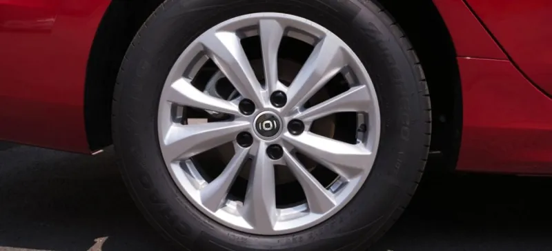 Changan ALSVIN PLUS foto 1